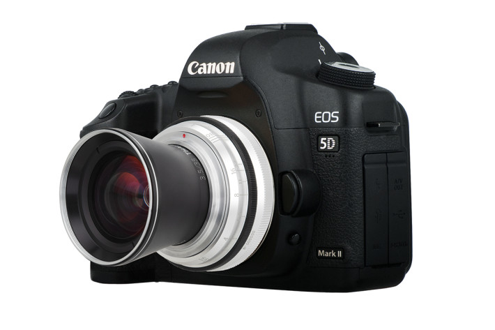 Lomography 将这个系统设计改良至适合现今菲林相机与数码相机，更备有 Nikon F、Canon EF 及 Pentax K 接环版本可选择。