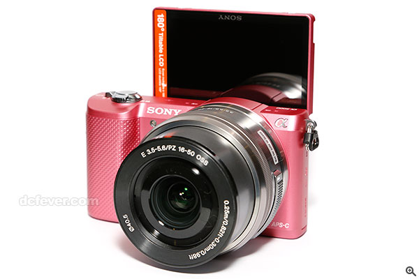 现时的 Sony A5000 无反相机。