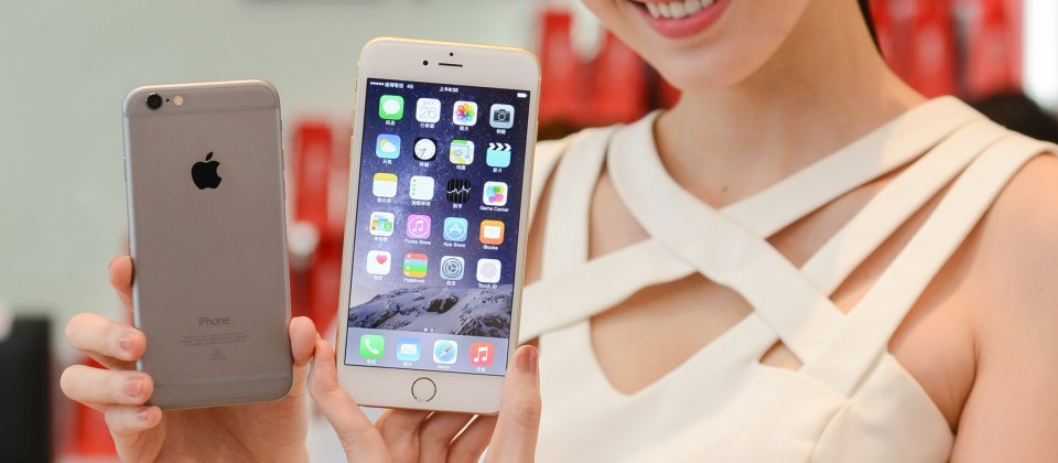 苹果下一代iPhone 7传出外型没有太大变动,图为去年推出的iPhone 6s。