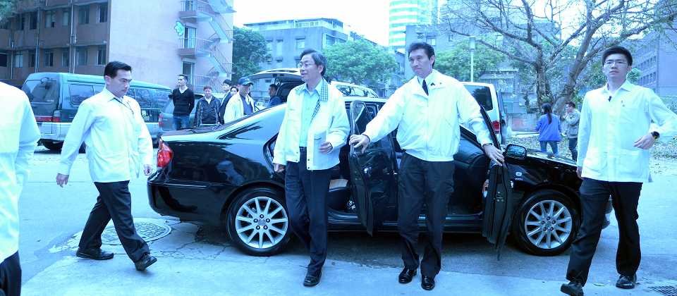行政院院长张善政预计在4月8日和准阁揆林全见面,双方什么都能谈,但希望资安是双方会谈的重点项目之一。