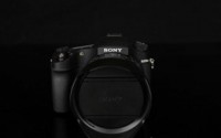 新一代翘楚索尼Sony黑卡RX10III相机评测