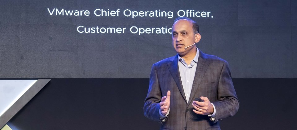 VMware首席运营官Sanjay Poonen认为,企业越来越像科技公司,不论哪个产业的核心都越来越需要运用技术。