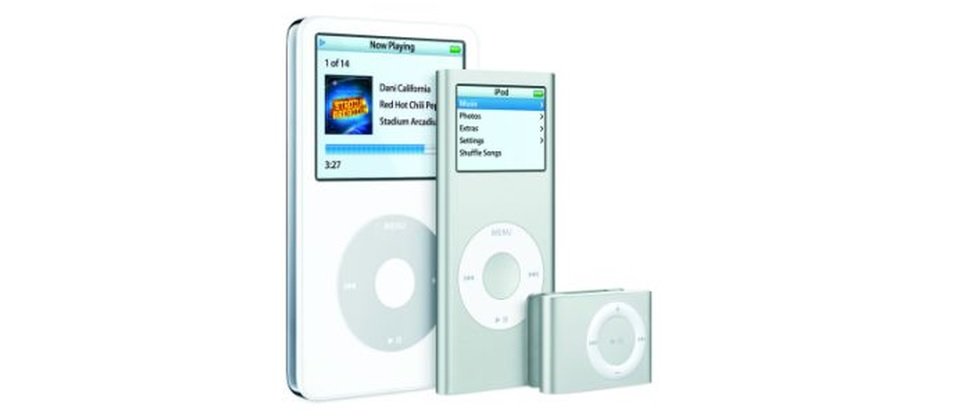 苹果三年前终止iPod(左)后,今年再终止销售iPod nano(中)与shuffle(右)。