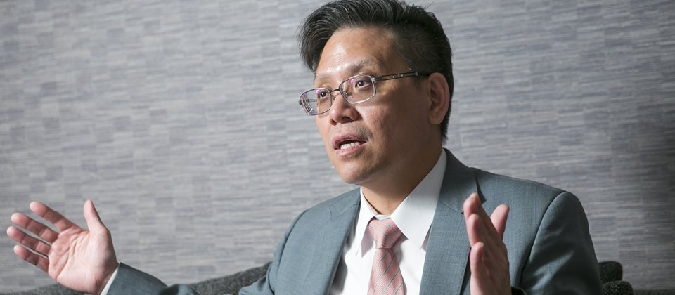 玉山银行数位金融长暨副总经理李正国,揭露了玉山银行如何利用GCP来部署机器学习训练环境,打造出一套可以持续更新的预测模型,让信贷产品的行销更为精准。