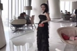 迪奥jadior粉红色手机壳容易脏?