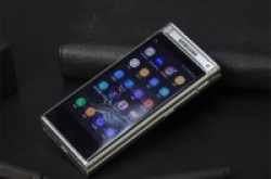 SamsungW2018评测十年匠心创新浓缩于掌间