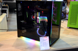 Computex2018：联力StrimershowYourself七彩电源线