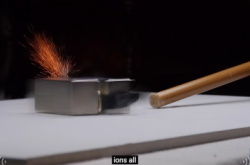 【以卵击石？】超强钕磁铁夹爆AppleWatchEdition