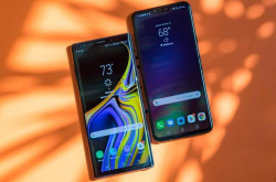 同样旗舰级智能手机 你选择LGV40还是三星Note9？