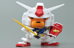 日本机器人代表与街头潮流联名，GUNDAMXABATHINGAPE跨界模型明日开放预购