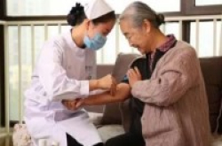 济出现共享护士:手机下单上门服务悭钱但须警惕