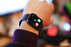AppleWatch4屏幕要大15％？这让细手腕的女生如何是好