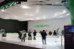 OPPO MWC发布“5倍无损变焦”技术，外媒称“手机..