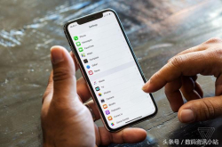 苹果iPhone史上大升级：隔空操作+曲面屏即将到来
