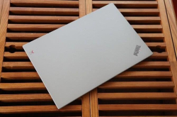 稳中有进保护隐私ThinkPadX1Carbon2018