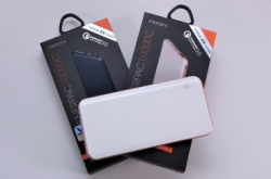 QC3.0+USBType-C最强流动充电池ENERPAC10000C