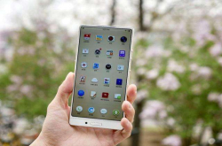 全面屏＋高清双摄＋18W快充 坚果3与坚果Pro2哪个更值得买？