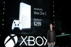 微软把Xbox One变小了! 299美元迷你版Xbox One S问世