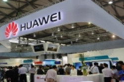 亚洲移动通信博览会 华为4G手机主将华为P7站场