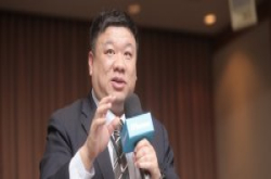 专责资安长的必要条件：得与法遵长、风险长和资讯长平行协力