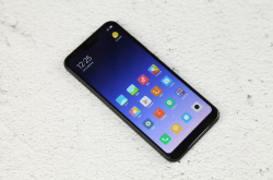 小米放大招 全面屏＋AI双摄＋4000mAh 仅899元