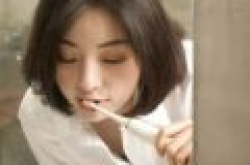 邪恶了：懒人电动牙刷要刷新境界 塞口即用