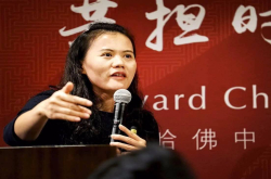 彭蕾卸任后首亮相：自己的长处就是胸无大志