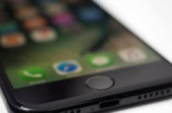 iPhone7用户：你们或许要买新屏幕保护膜了