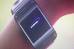 可折式屏幕未见采用：SamsungGalaxyGear智能手表曝光