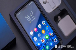 疑似小米8的上手视频曝光：和传闻中一模一样？