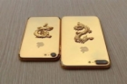 宾利版iPhone X现身：除了绚丽金边标志也亮了