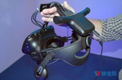 续航3小时 HTCVive无线适配器将于夏末发售