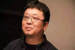 R1玩这么大？锤子这波神操作让网友们彻底服了