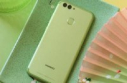 青春洋溢清新动人HUAWEInova2新鲜图赏