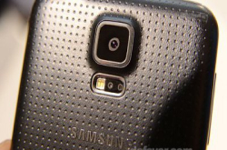 要买趁手：SamsungGalaxyS5镜头良率低货量短缺？