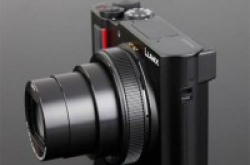 15倍光变高可用Panasonic随身小炮ZS220评测