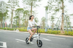 续航55公里 周末骑行出游神器