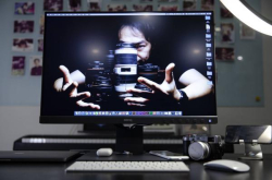身为摄影师 我给MacBookPro配了台更专业的摄影显示器