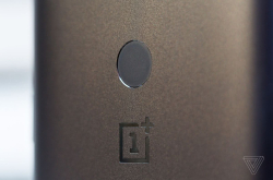 模仿Airpods？OnePlus可能会很快推出首款无线耳塞