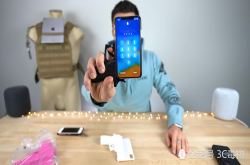看到这些iPhone要立即远离极度危险请勿靠近