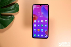 3498元X23vivoLOGOPHONE上手：活力四射