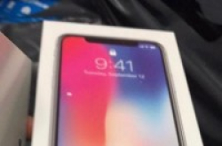 网络提前曝出iPhoneX实体包装盒谍照