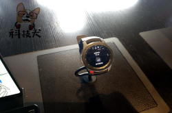 三星GalaxyWatch上手实拍：做工精良佩戴舒适