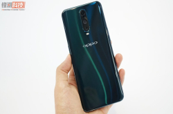OPPOR17Pro凝光绿图赏：就像是静谧的湖面