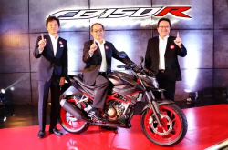 明星小排量本田水冷CB150R和Suzuki最强单缸250一起了解一下？