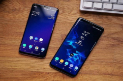 三星S9和三星Note8都是三星旗舰机：选谁更好？