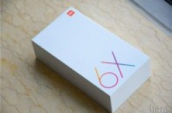冰蓝色版本小米6X真机开箱图赏