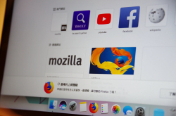 被一脚踢开但却还要乖乖付钱，Oath、Mozilla因Firefox预设搜索引擎转回Google而对簿公堂