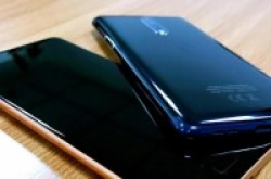 Nokia旗舰Nokia8上手：黑白双镜头古铜新配色