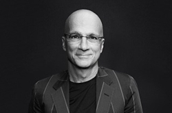 AppleMusic推手JimmyIovine将离开苹果他也是Beats耳机品牌创办人